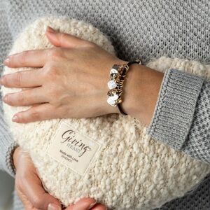 DEMDACO GIVING HEART COLLECTION WEIGHTED IVORY SOFT PILLOW GIFT HANDMADE…